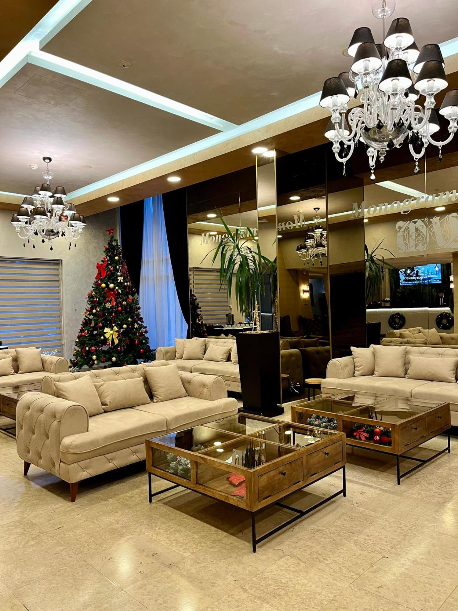 Hotel Monogram Park Ruma Extérieur photo